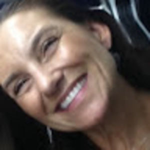 Meet your Posher, Davina